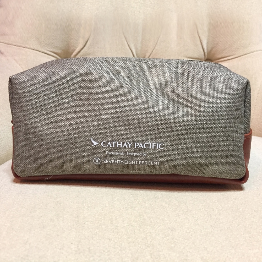 Jurlique x Cathay Pacific Amenity kit 